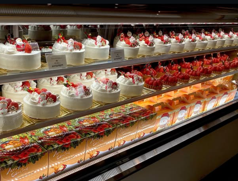 アン・シャーリー一の宮店のショーケース